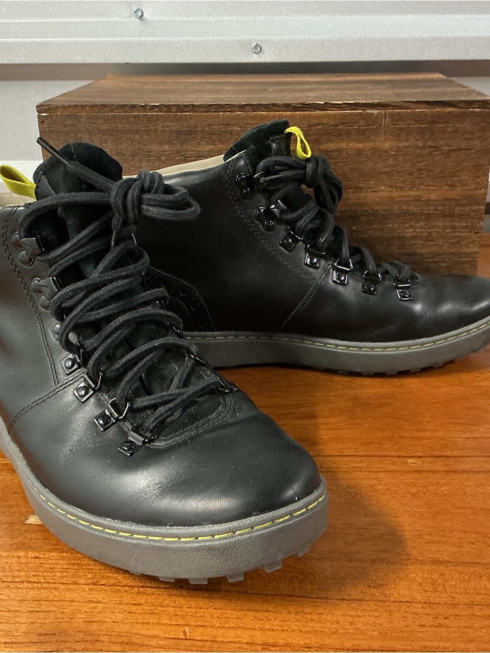 Clarks Men Wave Trail GTX Gore-Tex Black Leather England TOR Boot Size 10